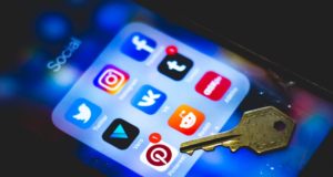 Millions of Facebook user data exposed on Amazon cloud server