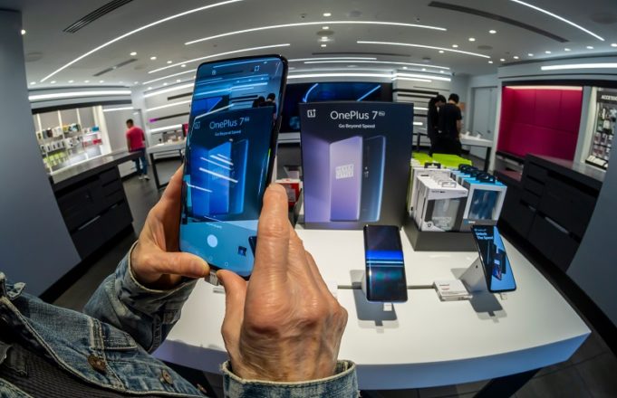 One Plus 7 Pro hacked using a rather simple method