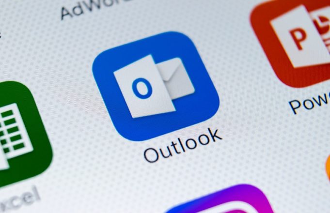US Military discovers flaw in Outlook, warns users to update Outlook