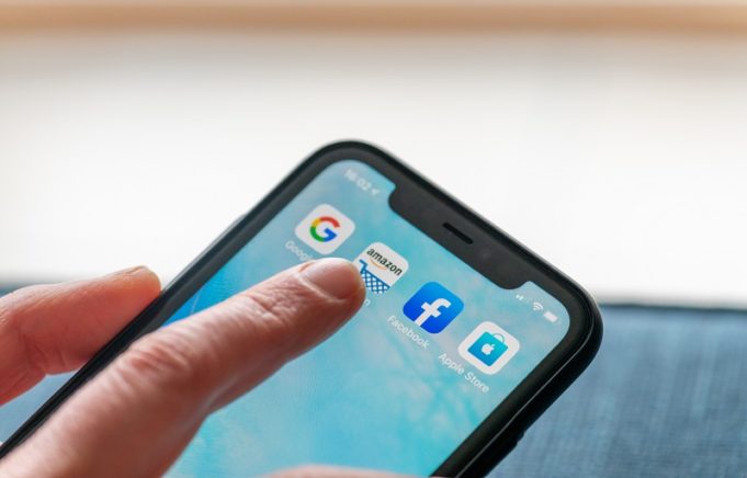 Hackers Favored Google and Amazon for Brand Phishing Attacks in Q2 2020 Hackers Favored Google and Amazon for Brand Phishing Attacks in Q2 2020